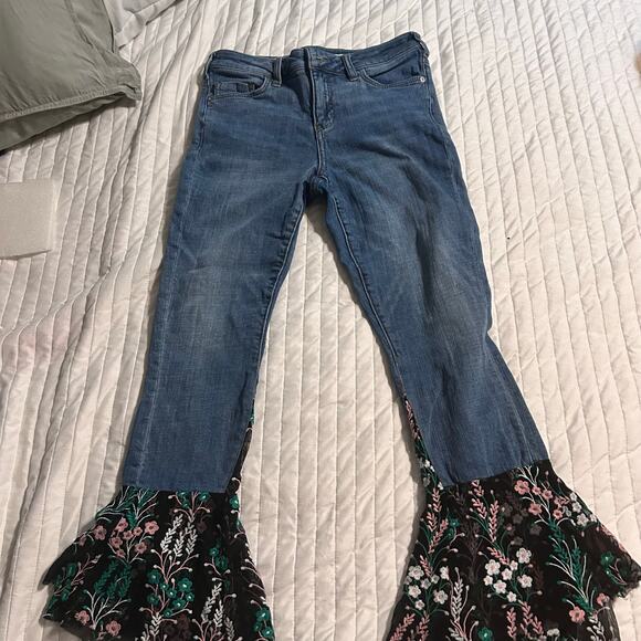 Pilcro and The Letterpress Denim - Pilcro and the Letterpress Floral Embroidered Bell Bottom Flare Jeans Sz 26